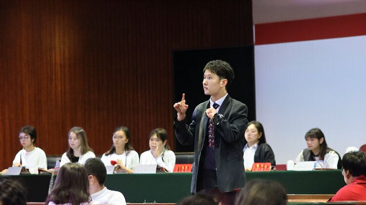 英领国际学校家长面谈预约方式2025最新指南