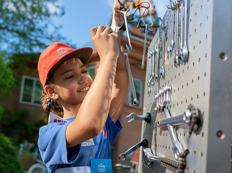 北京明德学院中美班2025录取喜报：8所美国名校offer背后的真实故事