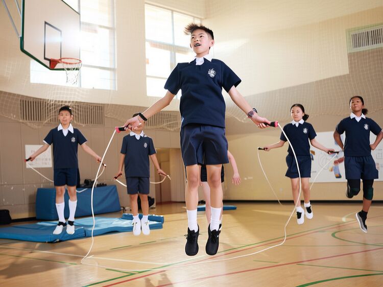 东丽国际高中学费一年多少钱